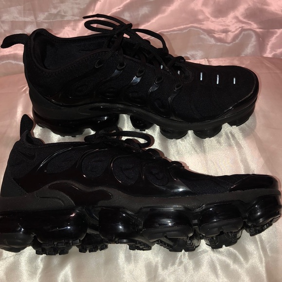 nike vapormax plus first copy